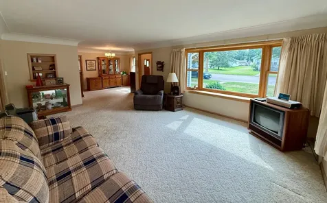 601 S 10th Street Olivia MN 56277