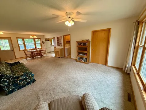601 S 10th Street Olivia MN 56277