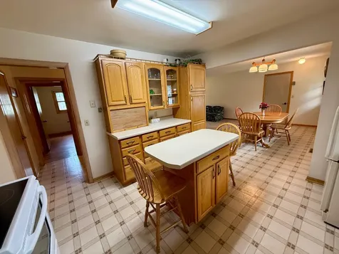 601 S 10th Street Olivia MN 56277