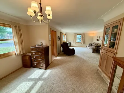 601 S 10th Street Olivia MN 56277