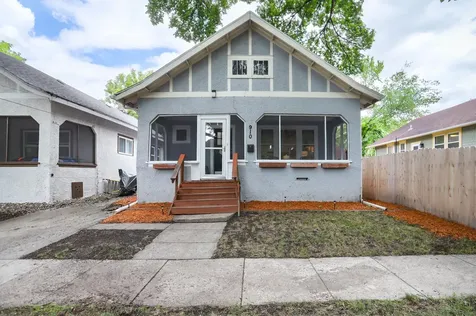 910 11th Street S Fargo ND 58103