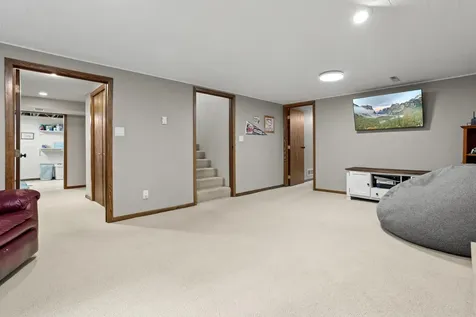 2849 Hickory Street N Fargo ND 58102