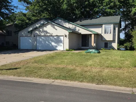 26006 10th Street W Zimmerman MN 55398