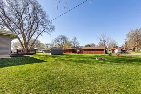 818 Lincoln Avenue Gaylord MN 55334