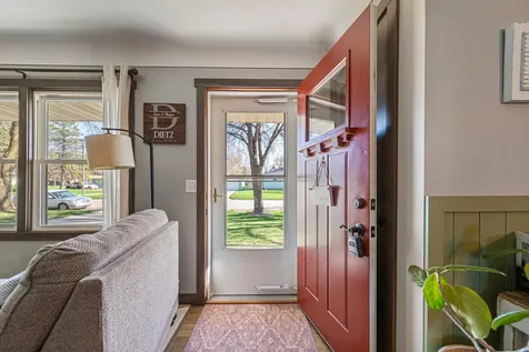 818 Lincoln Avenue Gaylord MN 55334