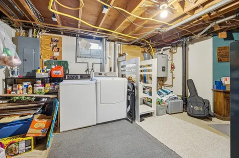 90 25th Avenue N Fargo ND 58102