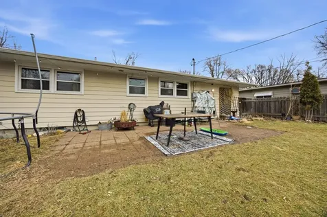 90 25th Avenue N Fargo ND 58102