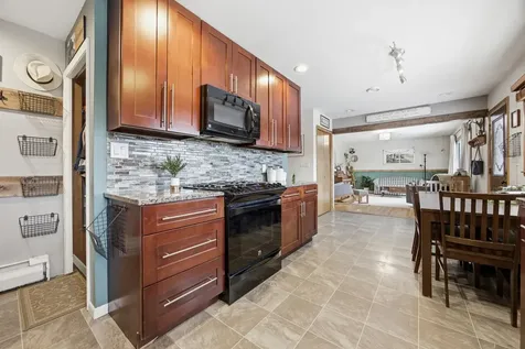 90 25th Avenue N Fargo ND 58102