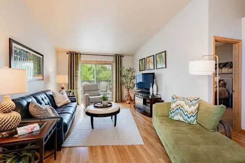 4284 39 1/2 Avenue S Fargo ND 58104