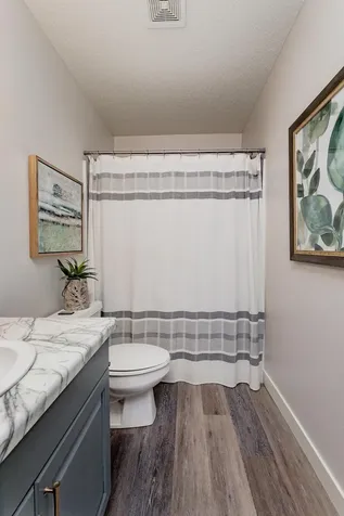4284 39 1/2 Avenue S Fargo ND 58104