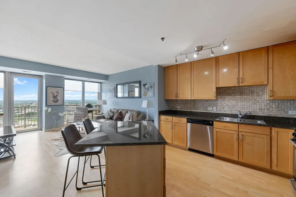929 Portland Avenue Minneapolis MN 55404