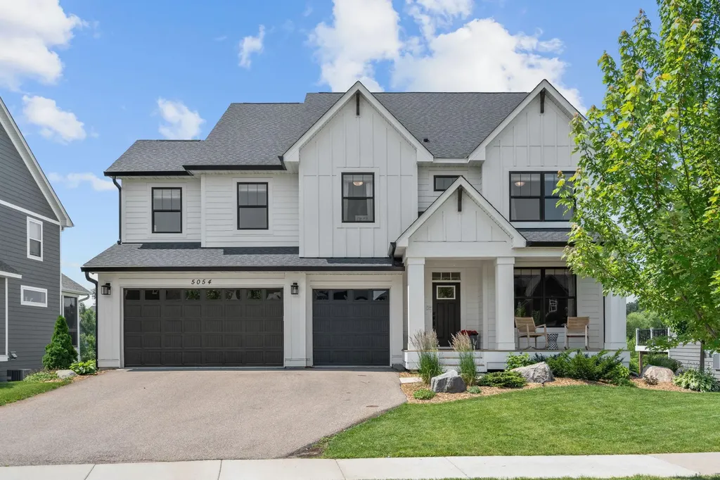 5054 Boulder Lane Chaska MN 55318
