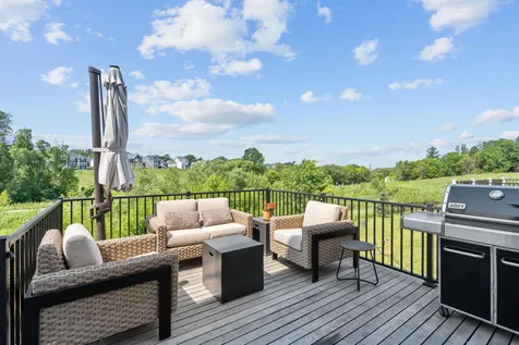 5054 Boulder Lane Chaska MN 55318