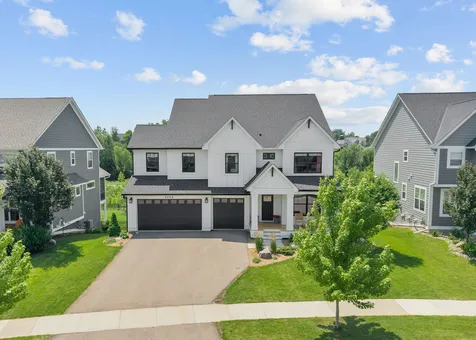 5054 Boulder Lane Chaska MN 55318