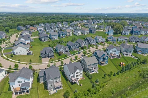 5054 Boulder Lane Chaska MN 55318