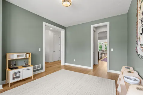 5054 Boulder Lane Chaska MN 55318