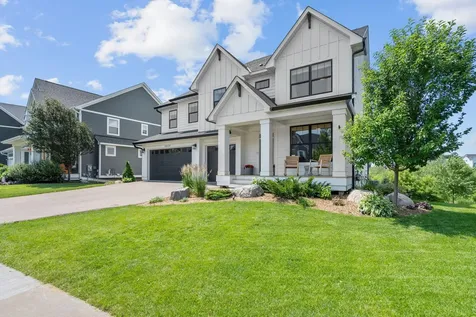 5054 Boulder Lane Chaska MN 55318
