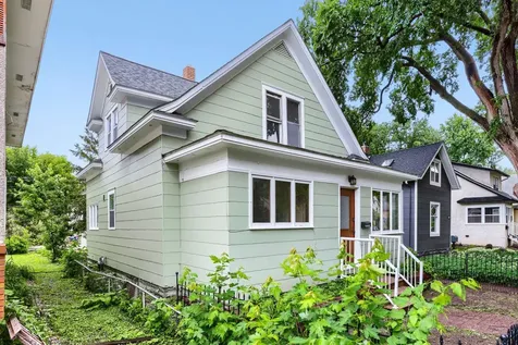 1092 25th Avenue SE Minneapolis MN 55414