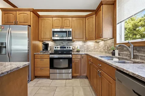728 Lake Forest Circle Detroit Lakes MN 56501