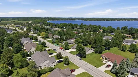 728 Lake Forest Circle Detroit Lakes MN 56501