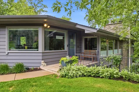 301 Ardmore Drive Golden Valley MN 55422