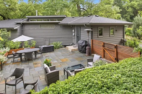 301 Ardmore Drive Golden Valley MN 55422