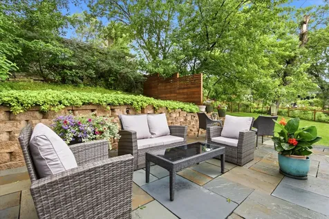 301 Ardmore Drive Golden Valley MN 55422