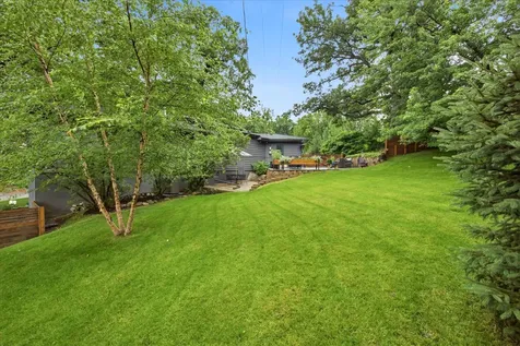 301 Ardmore Drive Golden Valley MN 55422