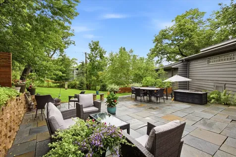 301 Ardmore Drive Golden Valley MN 55422