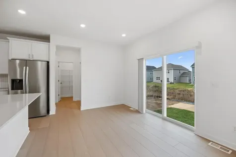 18357 Gladiator Drive Lakeville MN 55044