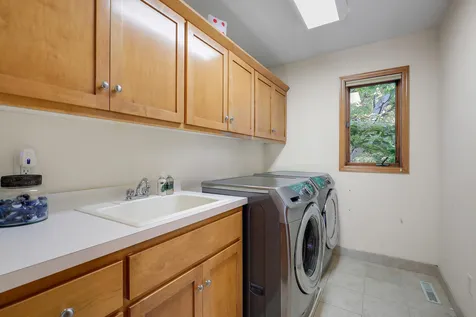 5900 Vernon Avenue S Edina MN 55436