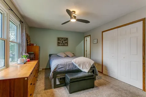 4880 149th Court Apple Valley MN 55124