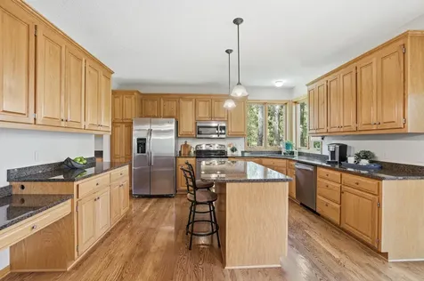 10362 Waterfront Drive Woodbury MN 55129