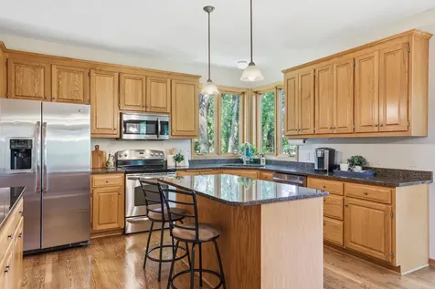 10362 Waterfront Drive Woodbury MN 55129