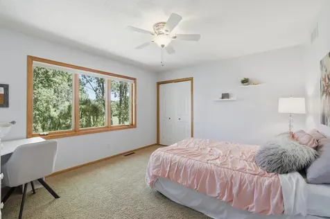 10362 Waterfront Drive Woodbury MN 55129