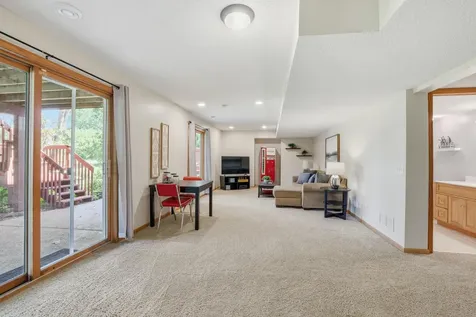 10362 Waterfront Drive Woodbury MN 55129