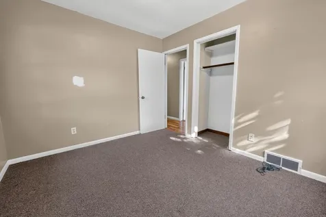 421 W Ash Street Saint Joseph MN 56374