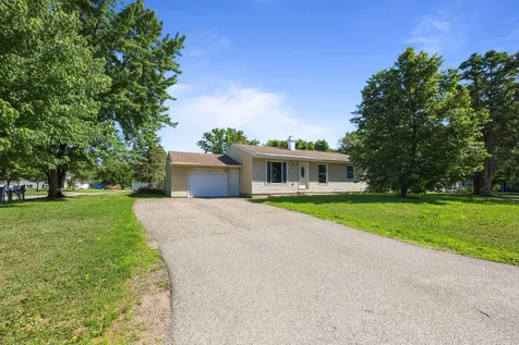 421 W Ash Street Saint Joseph MN 56374