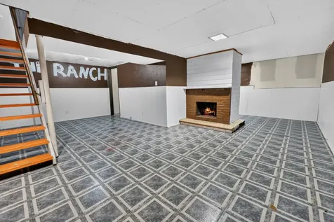 421 W Ash Street Saint Joseph MN 56374