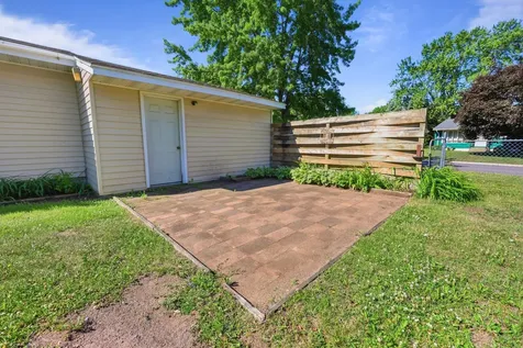 421 W Ash Street Saint Joseph MN 56374