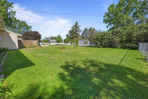 421 W Ash Street Saint Joseph MN 56374