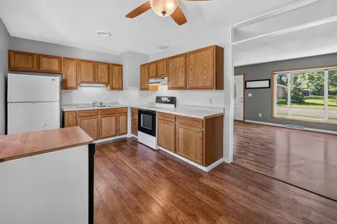 421 W Ash Street Saint Joseph MN 56374