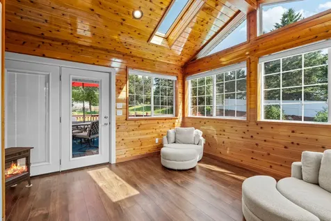 1801 Valley Ridge Trail S Chanhassen MN 55317