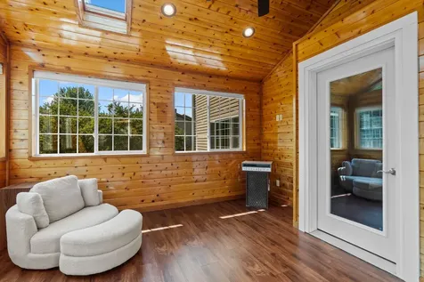 1801 Valley Ridge Trail S Chanhassen MN 55317