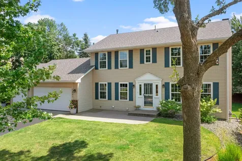 1801 Valley Ridge Trail S Chanhassen MN 55317