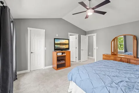 1801 Valley Ridge Trail S Chanhassen MN 55317