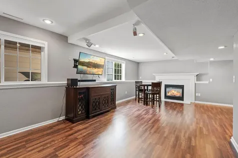 1801 Valley Ridge Trail S Chanhassen MN 55317