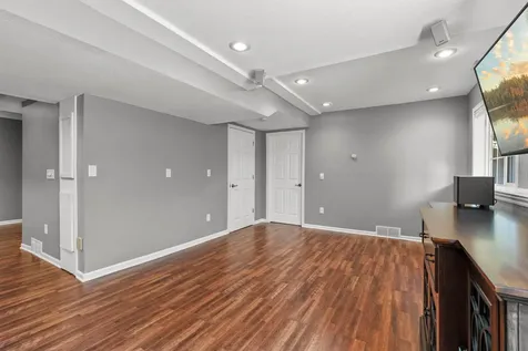 1801 Valley Ridge Trail S Chanhassen MN 55317
