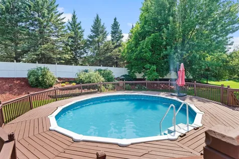 1801 Valley Ridge Trail S Chanhassen MN 55317
