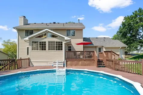1801 Valley Ridge Trail S Chanhassen MN 55317